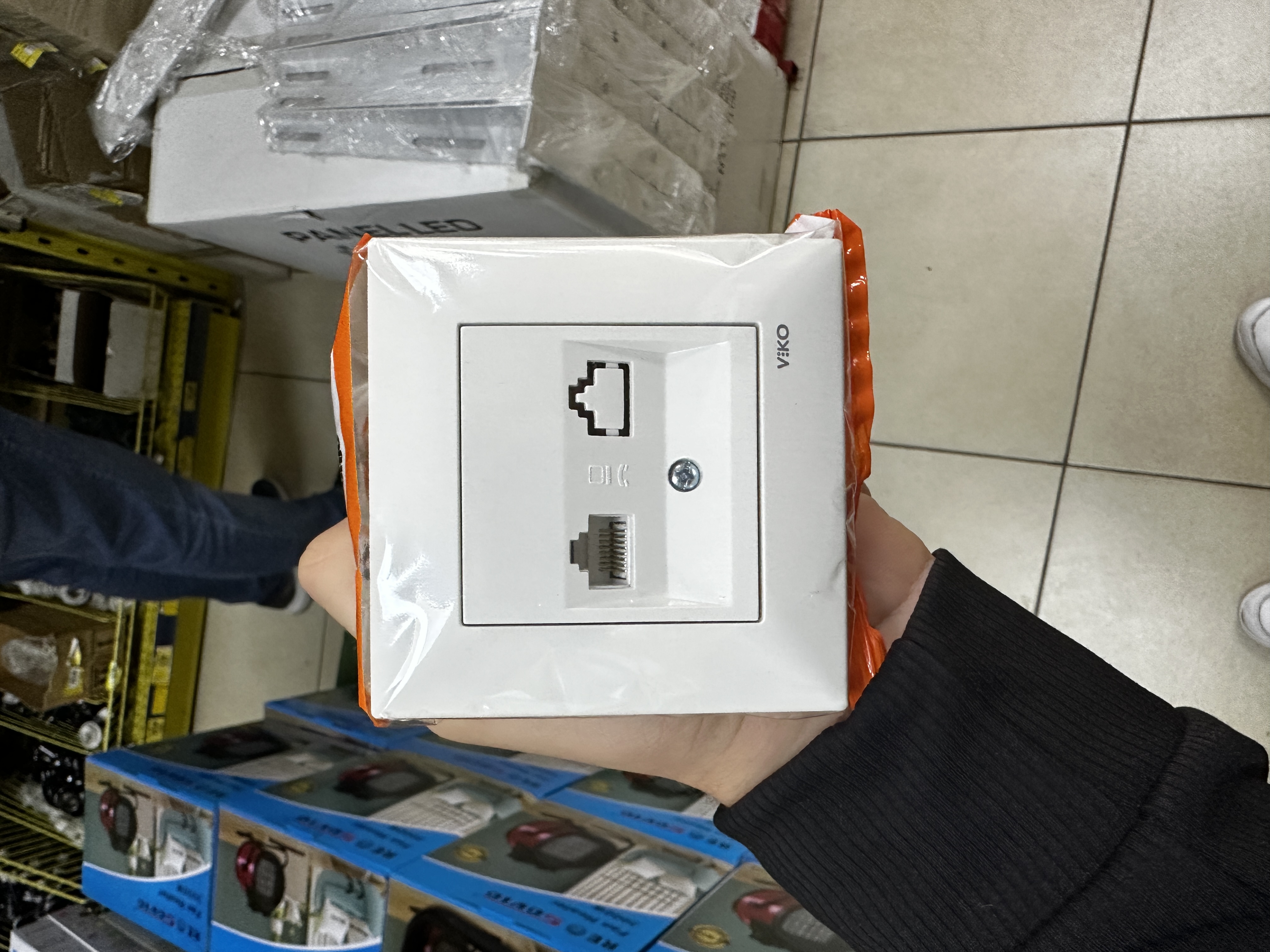 Priza Calculator oridinara  RJ45 cat6e Meridian 970078