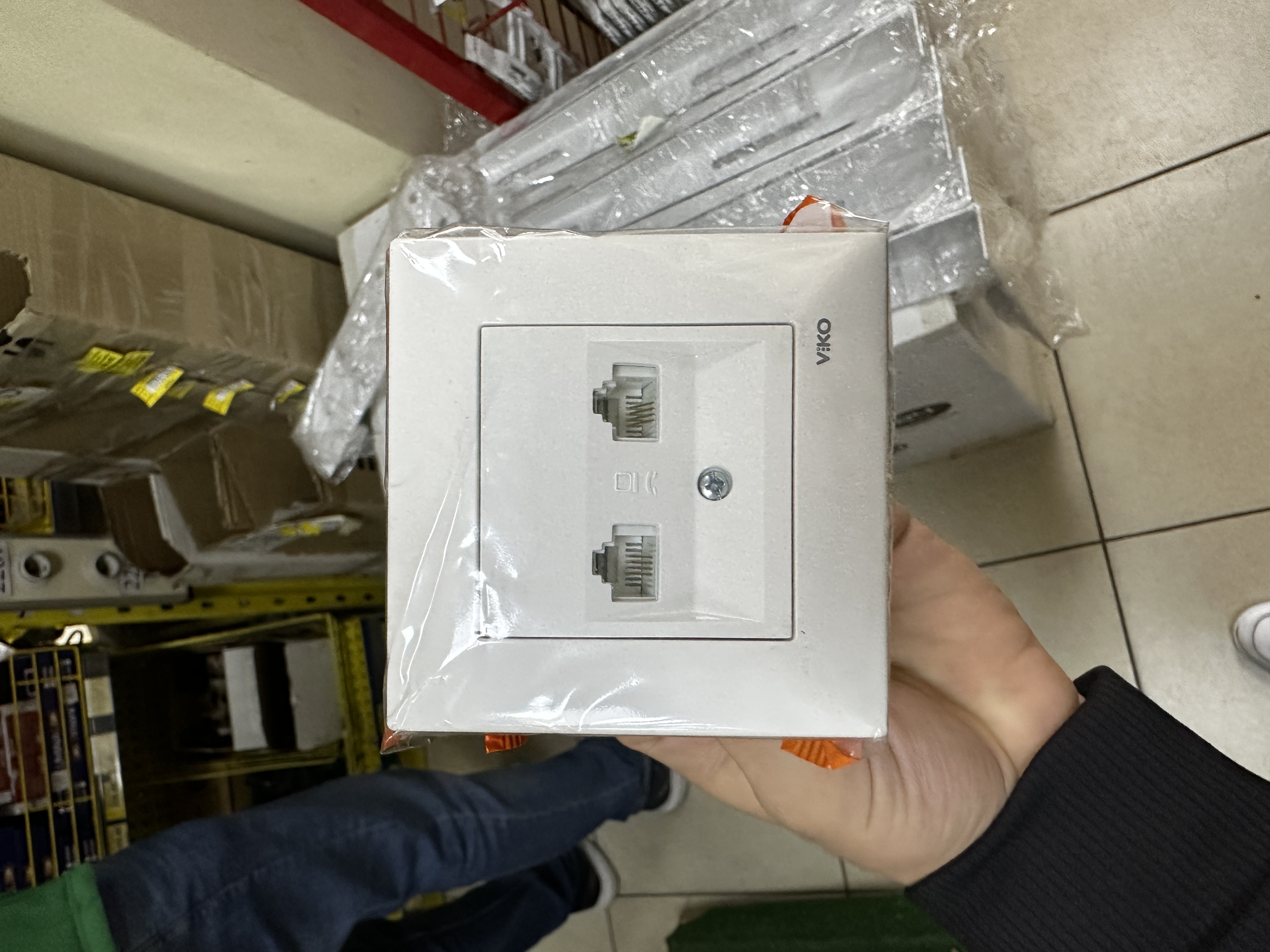 Priza Meridian dubla c/p 16A alb 970056