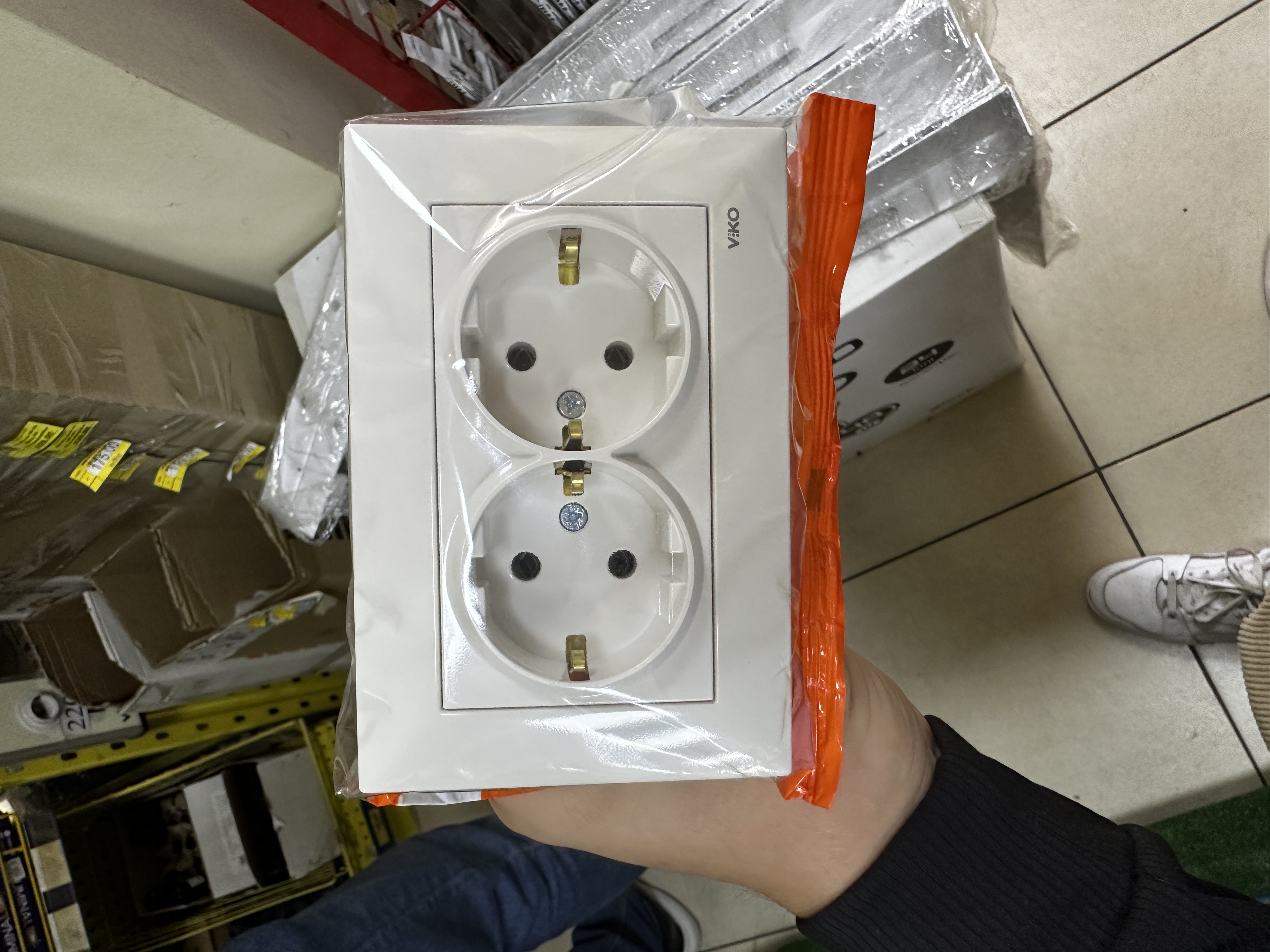 Priza Meridian dubla f/p 16A alb 970055