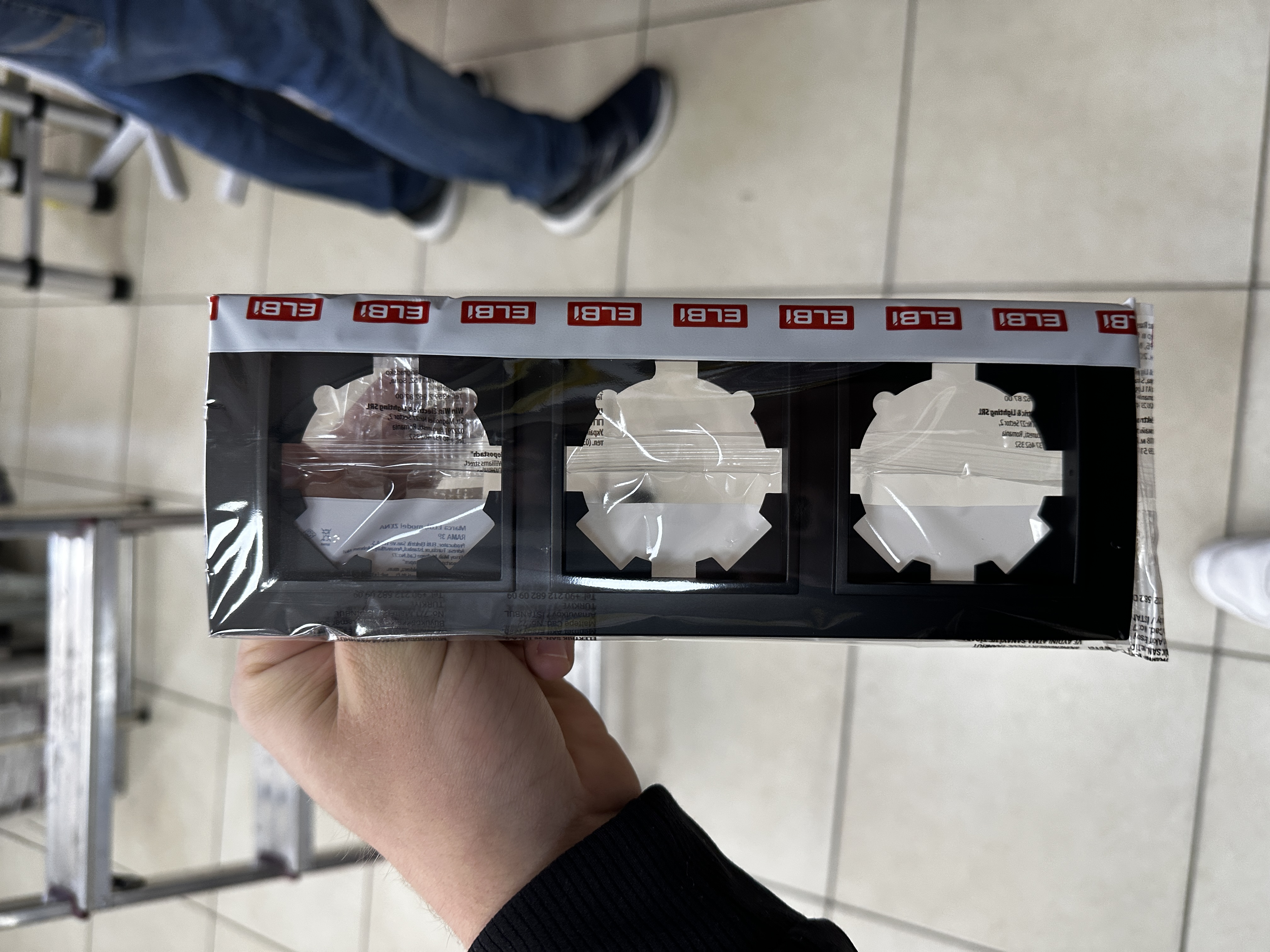 RAMA 4 locuri orizontale  KVARTA ALB