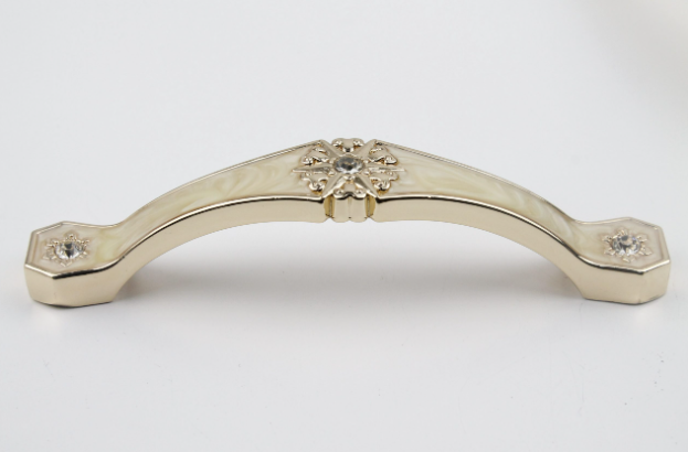 Mâner  N06630 128 Chihlimbar Galben