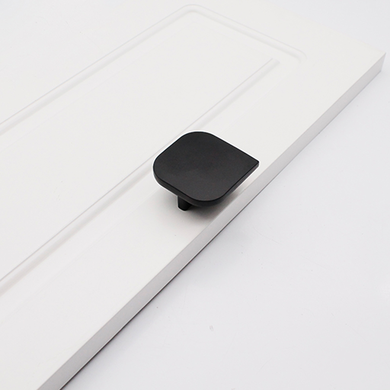 Furniture handle X01782 32 Black