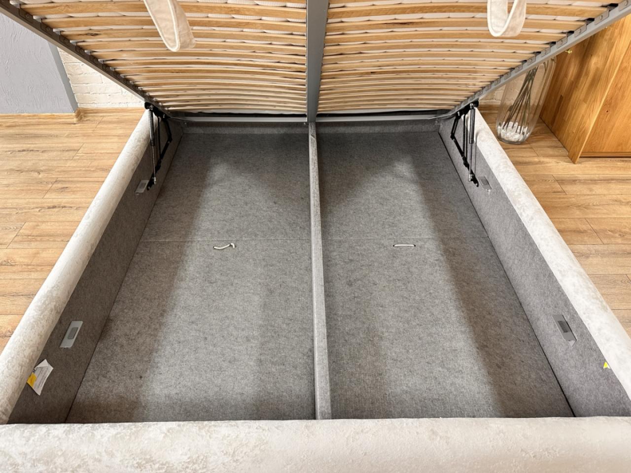 Pat FLORENCE 160x200