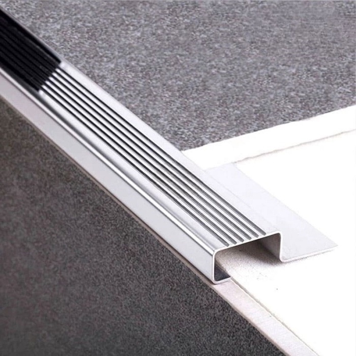 SS-S2, Profil din inox 10 mm, 2.5m, Brush Silver