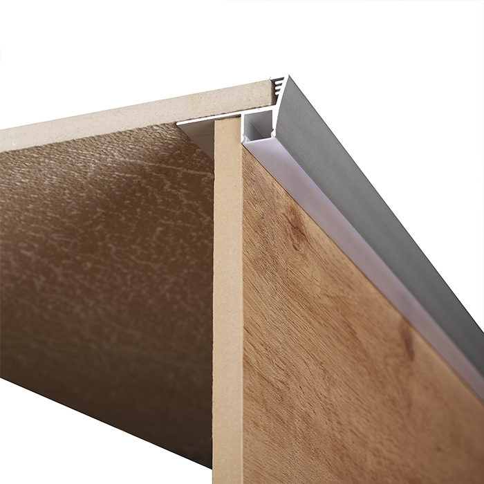 CT10L Profil aluminiu cu bandă difuzie LED pentru trepte 10 mm, 2.5 m, Silver Matt