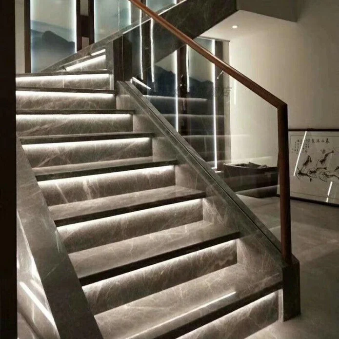 CT10L Profil aluminiu cu bandă difuzie LED pentru trepte 10 mm, 2.5 m, Silver Matt