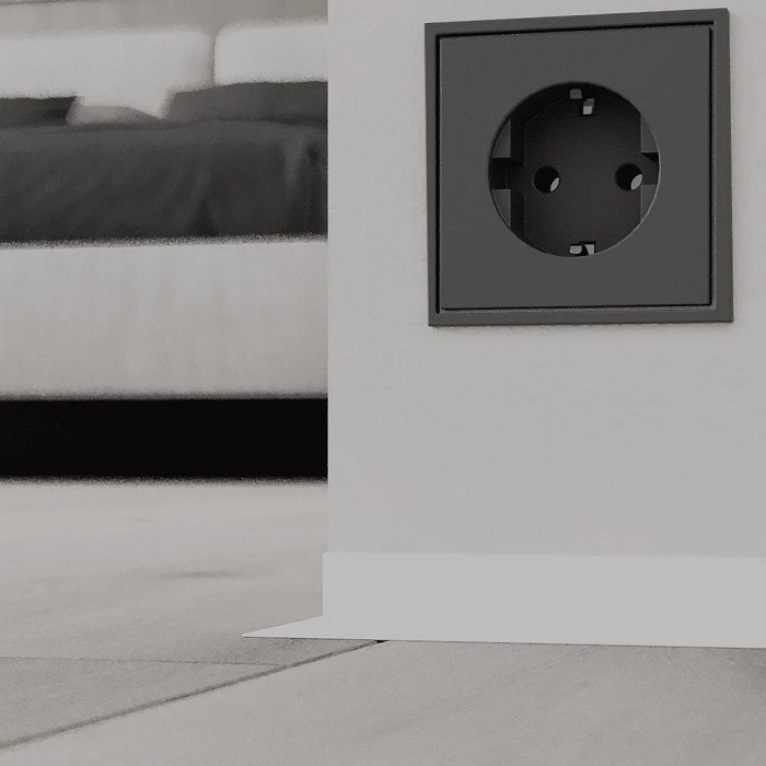 AL 16x20, mini plintă pentru pardoseli, Silver Matt, 2.5m