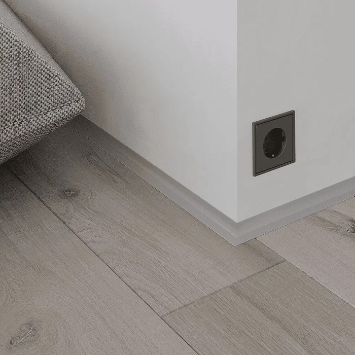 AL 16x20, mini plintă pentru pardoseli, Silver Matt, 2.5m