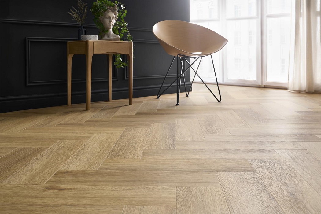 Pardoseala SPC ARBITON colecția Amaron Herringbone EIR, STEJAR BURBON, CAS 208