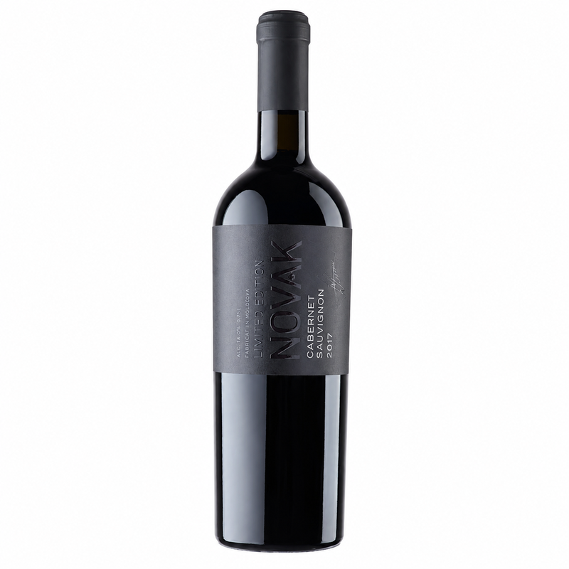 Dry red wine Novak Black Cabernet Sauvignon 0.75L