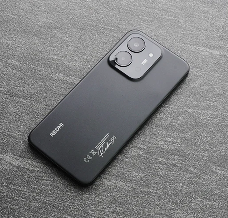 Новые смартфоны Xiaomi Redmi 15 и Redmi 15C представлены