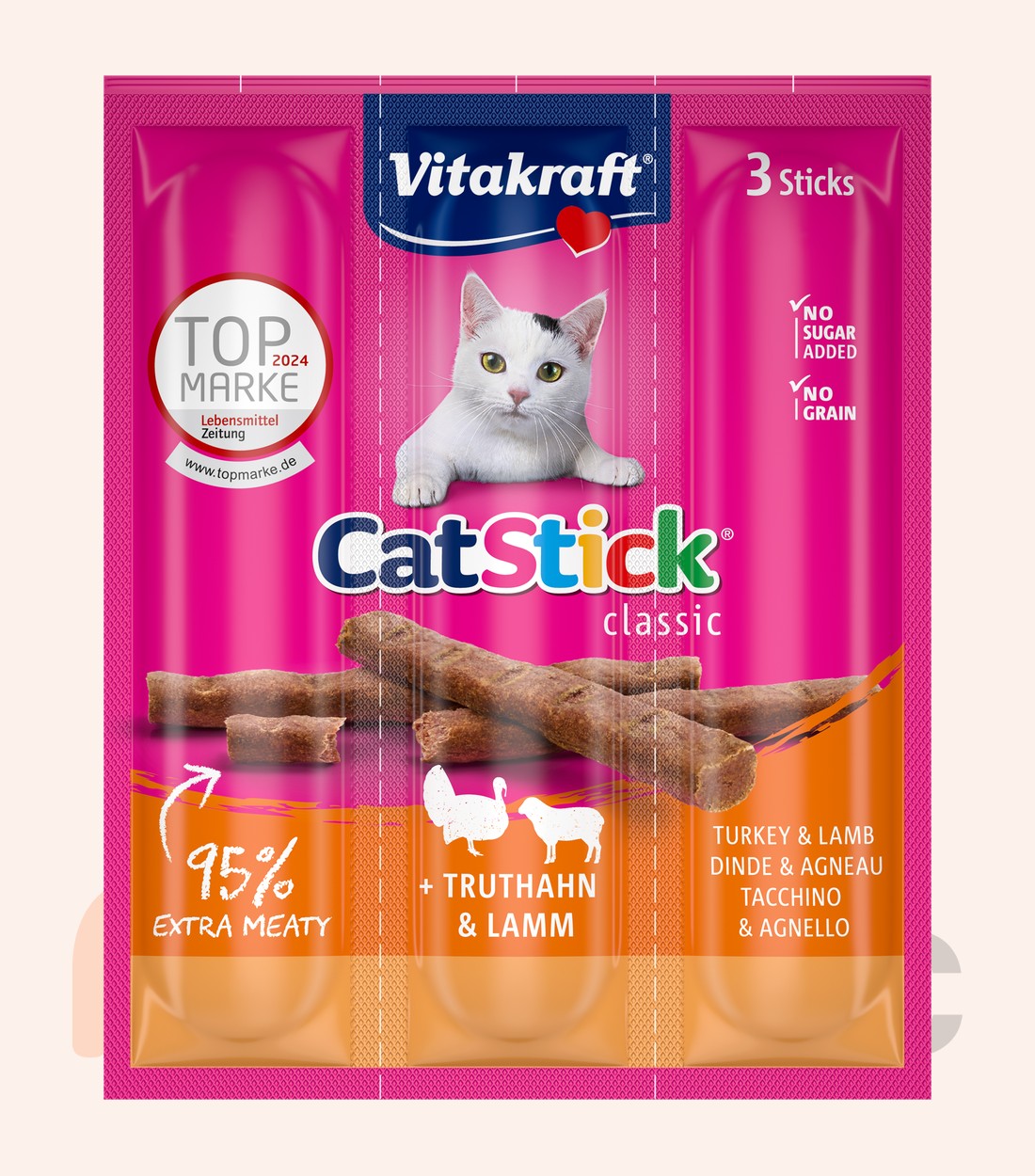 Лакомство для кошек Vitakraft Cat Stick с индейкой и ягнёнком, 3 шт (18 г)